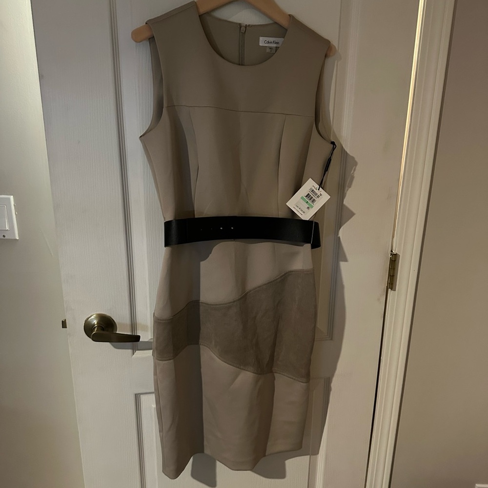 Calvin Klein Dress color beige/gray/taupe size 8 NWT comes with black belt